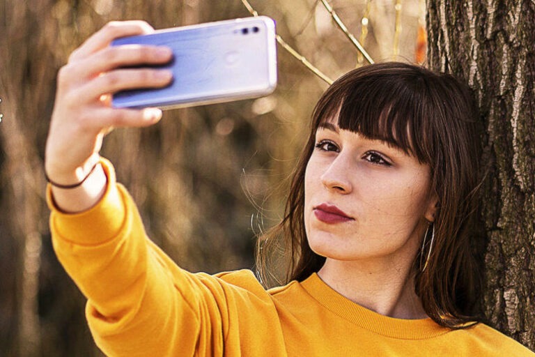 Hezká tvář ti nestačí: Odborníci sepsali několik tipů, jak udělat dokonalou selfie